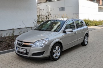 2008 r. Automat 123 tys. km Lift