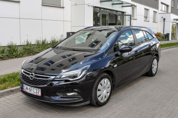1,6CDTI (136KM) Salon PL Bezwypadkowy 2019 r.
