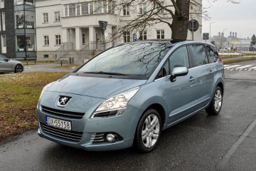 Bezwypadkowy 159 tys. km Head Up